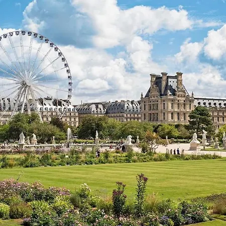 Stylish & Elegant I Metro Is Only 1minute Away I Near Montmartre Appartamento *