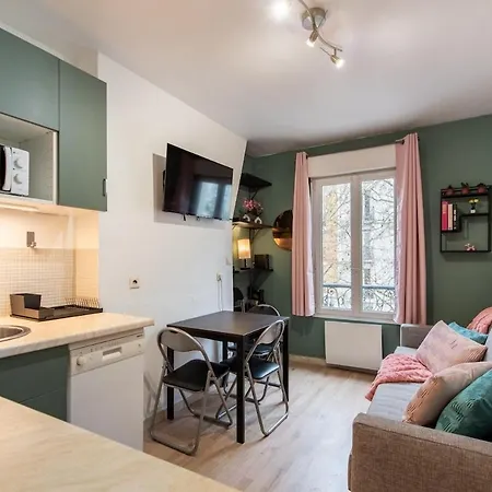Stylish & Elegant I Metro Is Only 1minute Away I Near Montmartre Apartment Paris